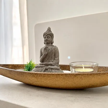 Essence - Con Terrazza 아파트